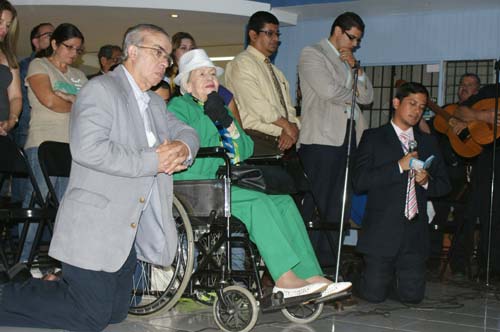 Rezo del Nino 2012 Colegio de Periodistas